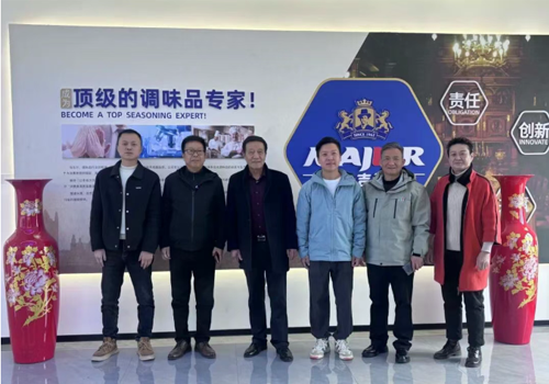 热烈迎接武汉夏哥食品有限公司夏董光临郑州马吉尔食品有限公司参观调查、互换合作！